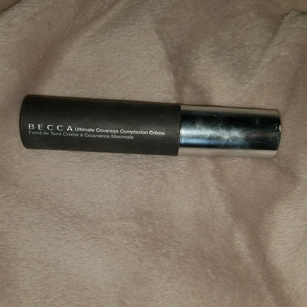 Becca Ultimate Coverage Foundation - Buff